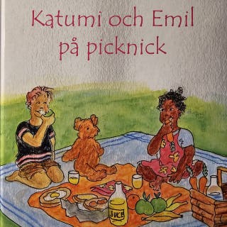 Katumi och Emil på picknick