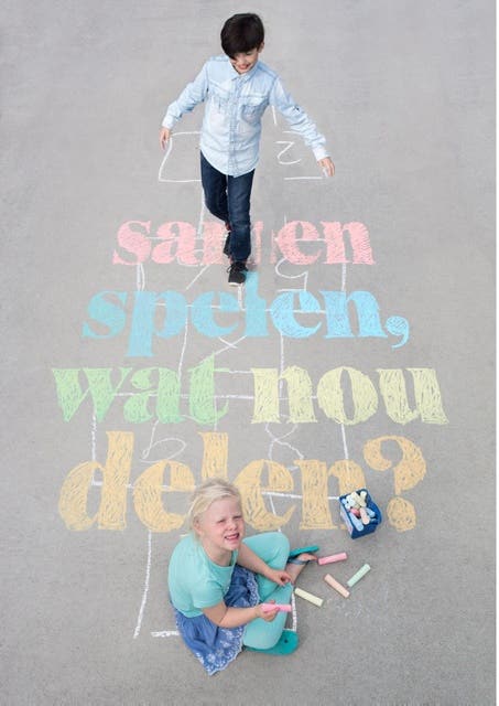 Samen spelen, wat nou delen?: over vriendjes maken en je zusje pesten
